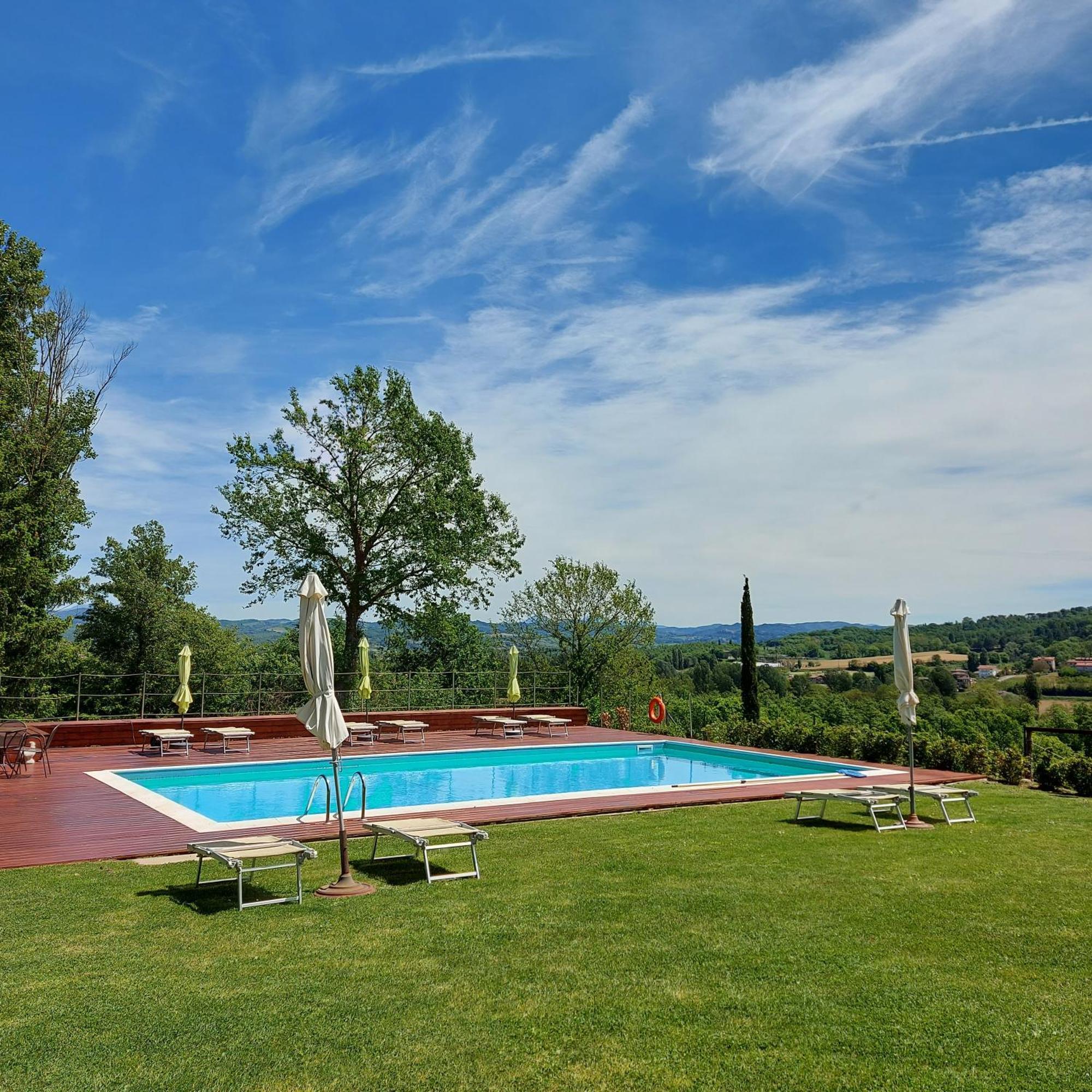Agriturismo Sant'Illuminato Calzolaro Luaran gambar
