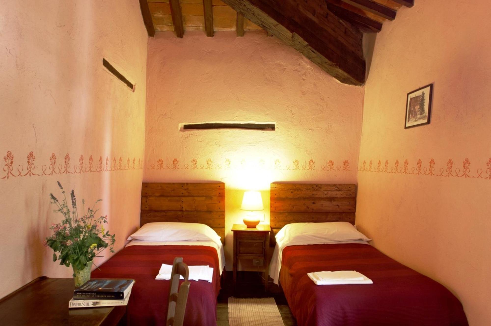 Agriturismo Sant'Illuminato Calzolaro Luaran gambar