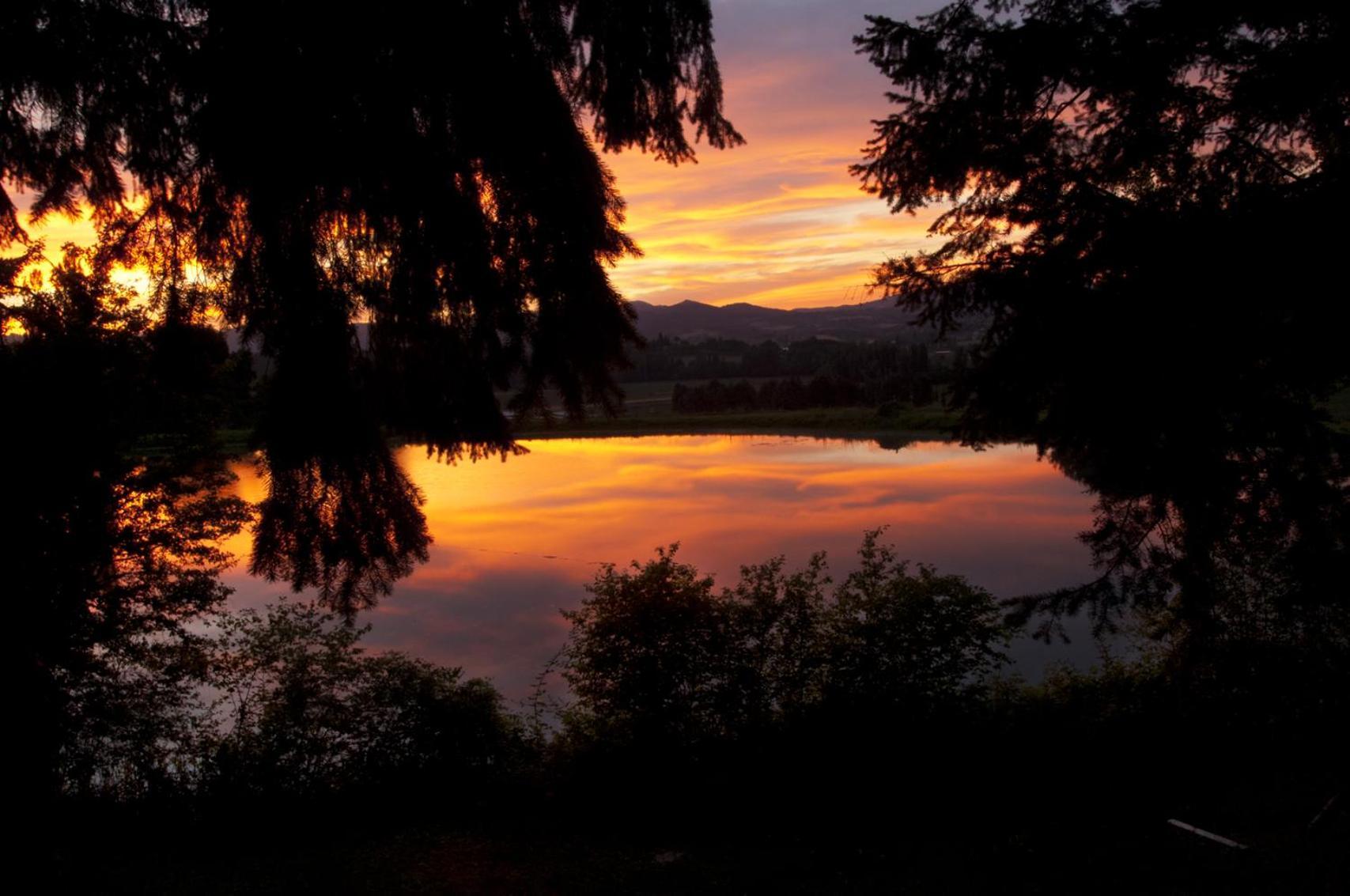 Agriturismo Sant'Illuminato Calzolaro Luaran gambar