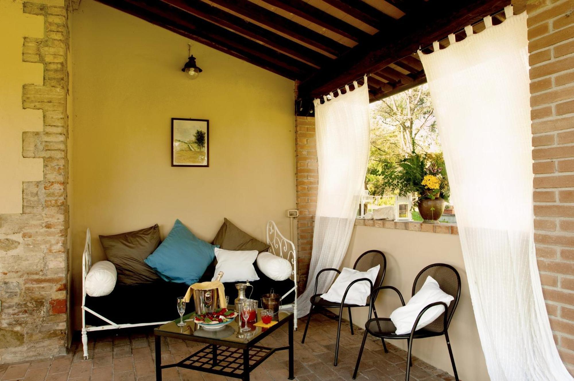 Agriturismo Sant'Illuminato Calzolaro Luaran gambar